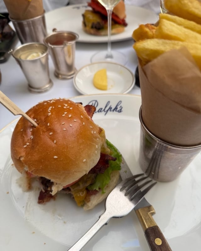 Champagne and burgers. A perfectly good idea, as it turns out. 🍔🥂

On a recent trip to Paris, I found myself at Ralph’s Café, with one of the city’s most talked-about burgers in front of me and champagne in the glass.

And why not?

Champagne has a remarkable talent for working well with food, including the things you might not immediately think to pair with it. The richness of the burger, the freshness and acidity of the wine, and the pleasure of a very good lunch in Paris.

Sometimes the best pairings are the ones that don’t follow the rules.

I’d happily do this one again.

#champagne #paris #foodandchampagne #champagnepairing #sallyhillman