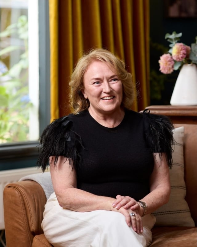 “A fallen leaf is nothing more than summer’s wave goodbye.” – unknown 🍂

An excerpt from my book for the change of season.
As Autumn settles in, the light softens, the mornings grow crisper, and we’re invited to rethink the way we gather.

Flavours deepen, entertaining takes on a warmer, more considered rhythm, and the champagnes we choose reflect the season’s richness. 🥂

A new chapter of taste, texture, and thoughtful celebration begins. ✨

#autumn #celebratingchampagne #sallyhillman #hosting #seasonalrecipes 

📸 @bonniesavage