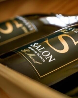 It was never going to be just any Champagne.

At the 2026 Masters Champions Dinner, Rory McIlroy chose a bottle defined by patience, precision, and rarity. One that refuses to be rushed.

If you know, you know.

Discover the full story via the link in bio 🔗

📸 @champagnesalon_ 

#MastersChampionsDinner #champagnesalon #themasters #rorymcilroy #celebratingchampagne