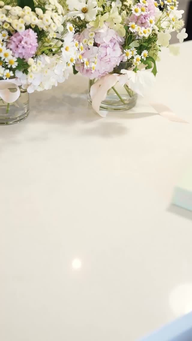 The best of company, a little champagne rosé, pretty blooms, and rhubarb pink candles for ambience. 🍾✨

Here’s to celebrating a birthday soirée in French style, with the perfect balance of elegance and fun. 🌸🥂

In true apéritif fashion, we’re toasting with bubbles and savouring delicious morsels: oysters, seasonal crudités, and homemade blinis with smoked salmon, crème fraîche, and a sprig of dill. What more could we need? 💫

P.S. A signed copy of my book makes the perfect gift for any celebration. 💌

#sallyhillman #celebratingchampagne #frenchstyle #birthdaygift #wineandfood