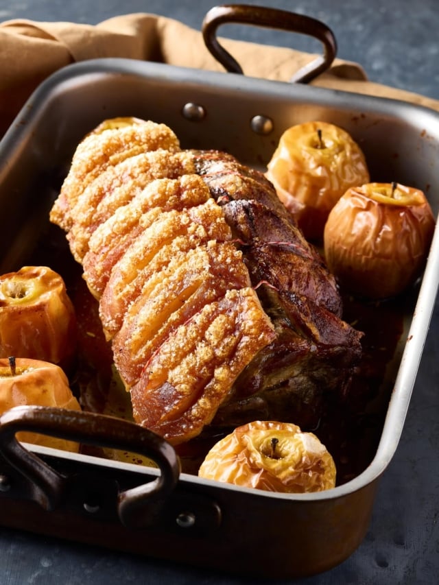 ’Tis the season for family traditions, festive feasts, and a little French flair! 🇫🇷✨

Whether it’s ‘Maman’s’ famous chocolate mousse or ‘Papa’s’ perfected slow roasted pork, we’d love to know,  what’s the recipe your family requests year after year?

Share your go-to festive dish below… bonus points if it pairs beautifully with champagne! 🍾😉

#celebratingchampagne #frenchinspired #festiveseason #holidaytraditions #champagnemoments #entertaininginstyle #sallyhillman