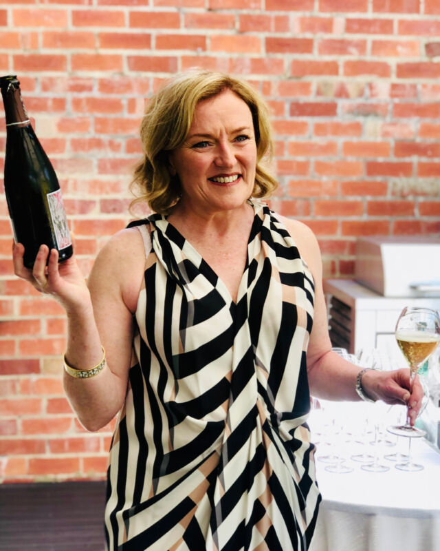 Champagne is my middle name! 🍾⁣
What’s in your glass this weekend?

Bon week-end et santé! 🥂

SallyHillman.com.au

#SallyHillman #CelebratingChampagne
#champagne #champagnelover #winelover #growerchampagne #recoltantmanipulant #champagnegifts #winegifts #luxurygifts #champagneglass #luxuryglasses #lehmannglass #wineglass #champagnemoments #champagnelife #champagnetasting #winetasting #champagnetime #celebration @lehmannreimsfrance
